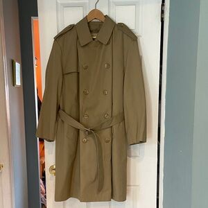 Vintage Misty Harbor Men's Tan DoubleBreasted Trench Coat w warm removal lining